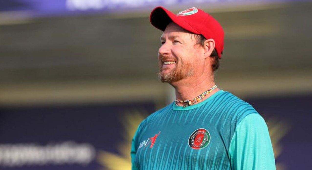 ക്ലൂസ്നര്‍ പടിയിറങ്ങി, സിംബാബ്‍വേ ഇനി പുതിയ ബാറ്റിംഗ് കോച്ചിനെ കണ്ടെത്തണം