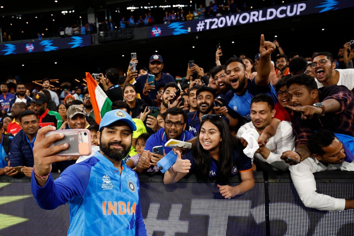 രോഹിതിന്റെ തീരുമാനങ്ങൾ മികച്ചത്, അദ്ദേഹം ക്യാപ്റ്റൻസി ആസ്വദിക്കുകയാണ്”