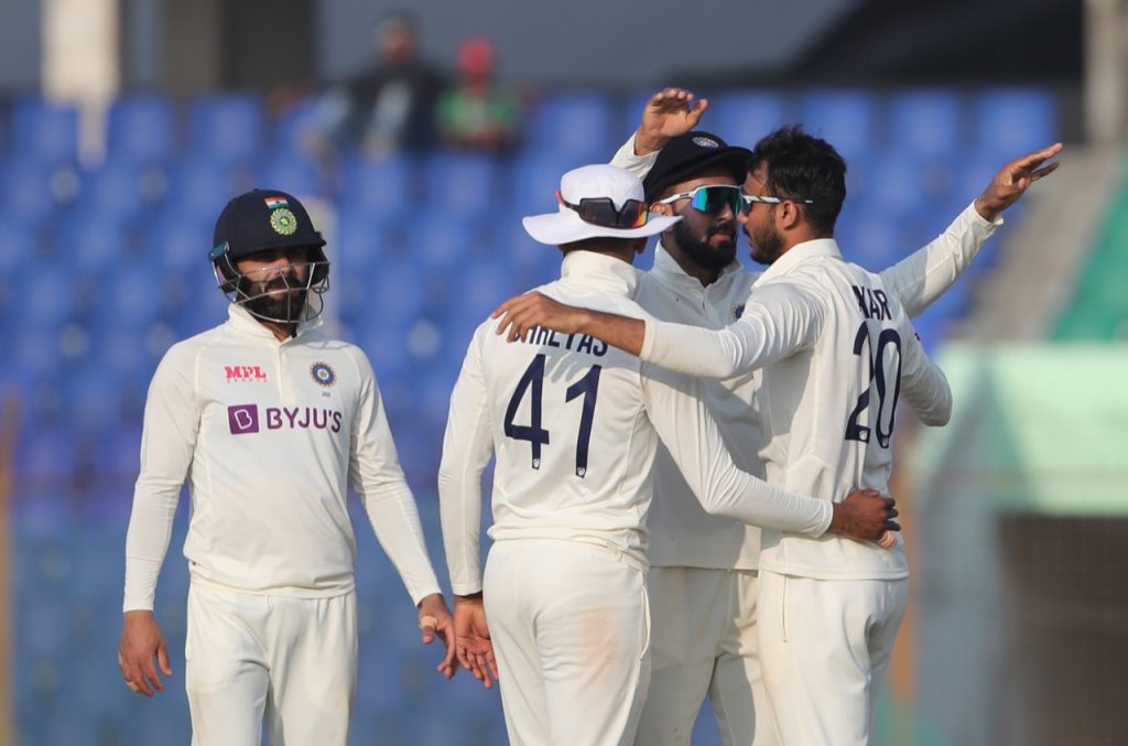 Axar Patel Celebrating wicket, അക്‌സർ പട്ടേൽ,