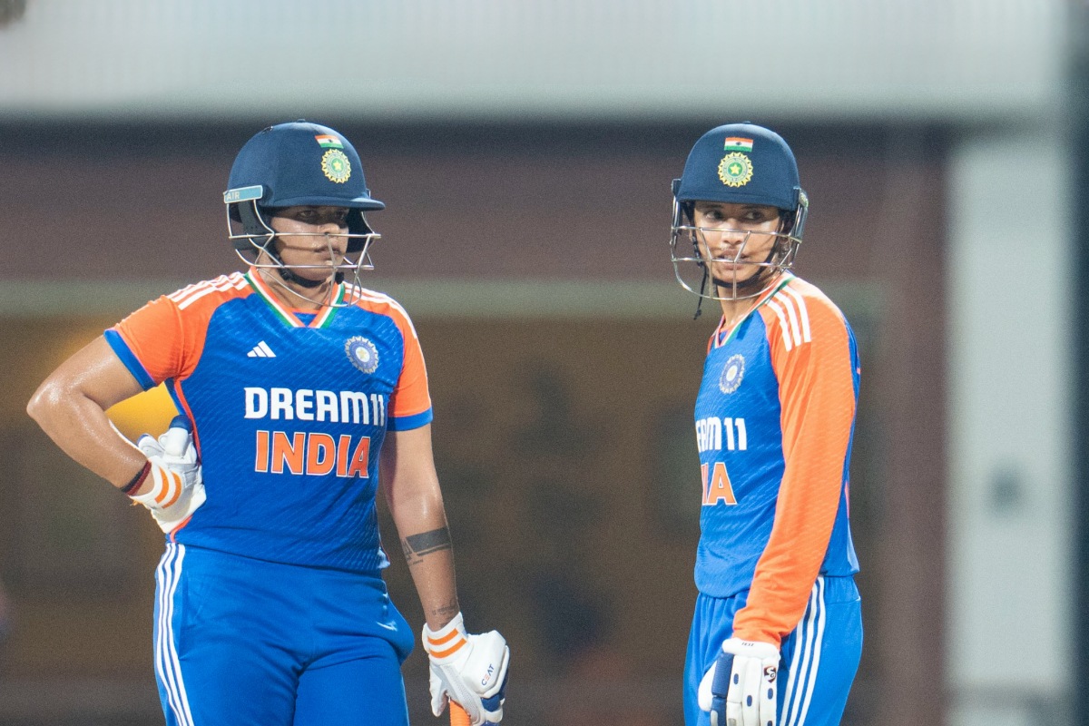 10 വിക്കറ്റ് വിജയവുമായി പരമ്പര സമനിലയിലാക്കി ഇന്ത്യൻ വനിതകൾ