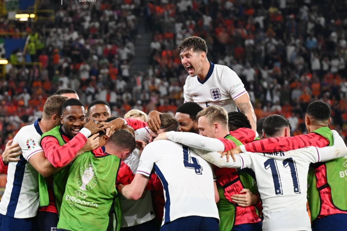 വോ വാറ്റ്കിൻസ്!! ഇംഗ്ലണ്ട് യൂറോ കപ്പ് ഫൈനലിൽ!! ഹോളണ്ട് പുറത്ത്