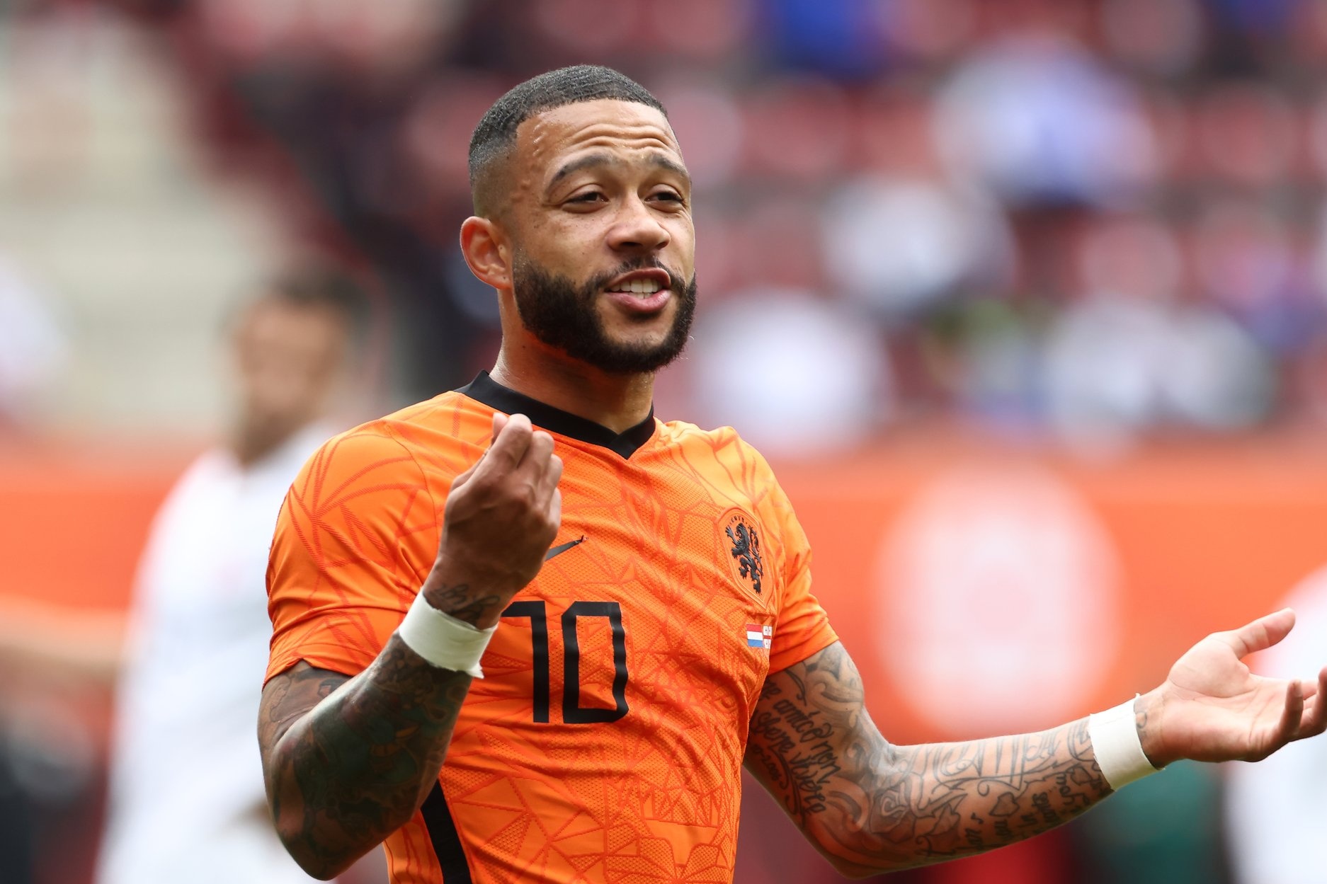 മെംഫിസ് ഡിപേ നേഷൻസ് ലീഗ് ക്വാർട്ടർ ഫൈനലിനുള്ള നെതർലാൻഡ്സ് സ്ക്വാഡിൽ മടങ്ങിയെത്തി