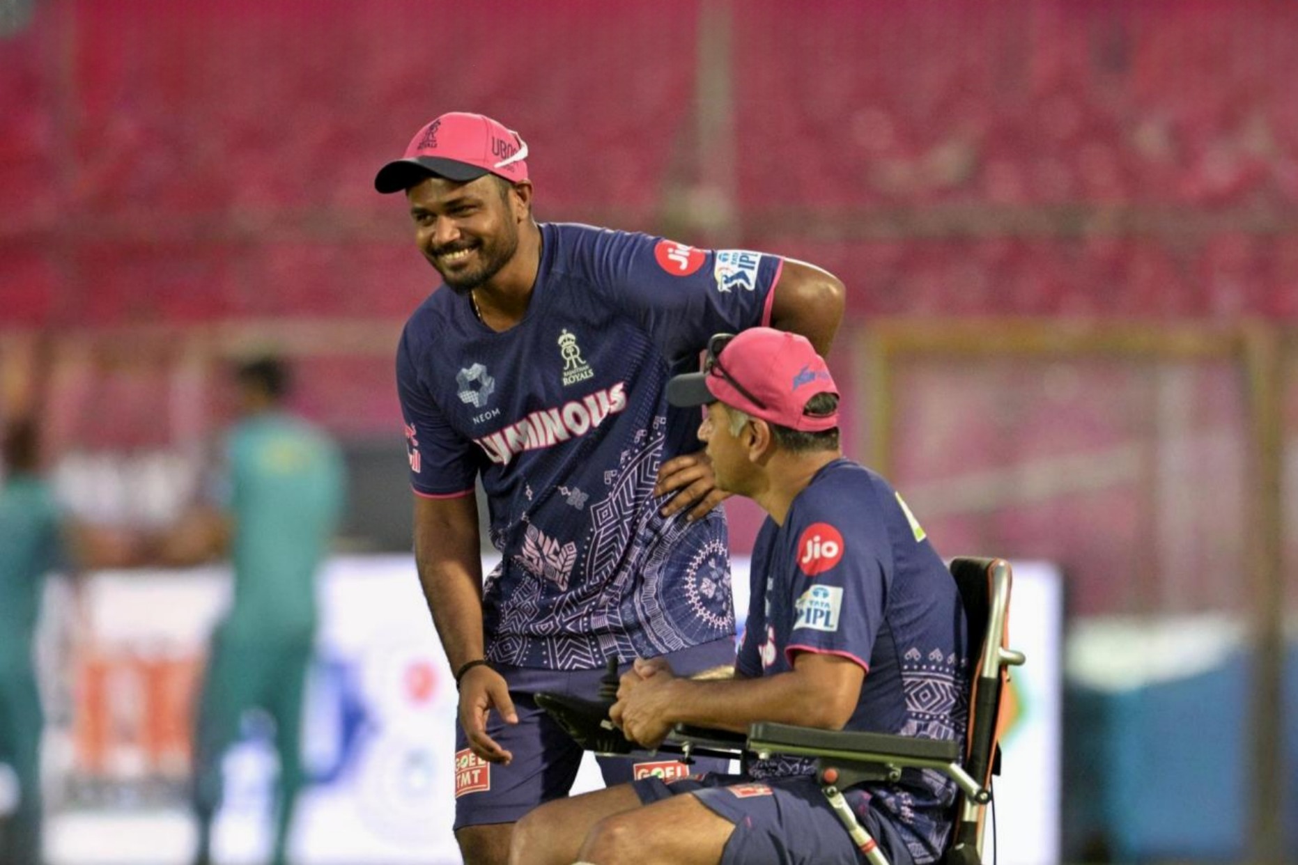 സഞ്ജുവിന്റെ തിരിച്ചുവരവ് വൈകും എന്ന് സൂചന നൽകി ദ്രാവിഡ്