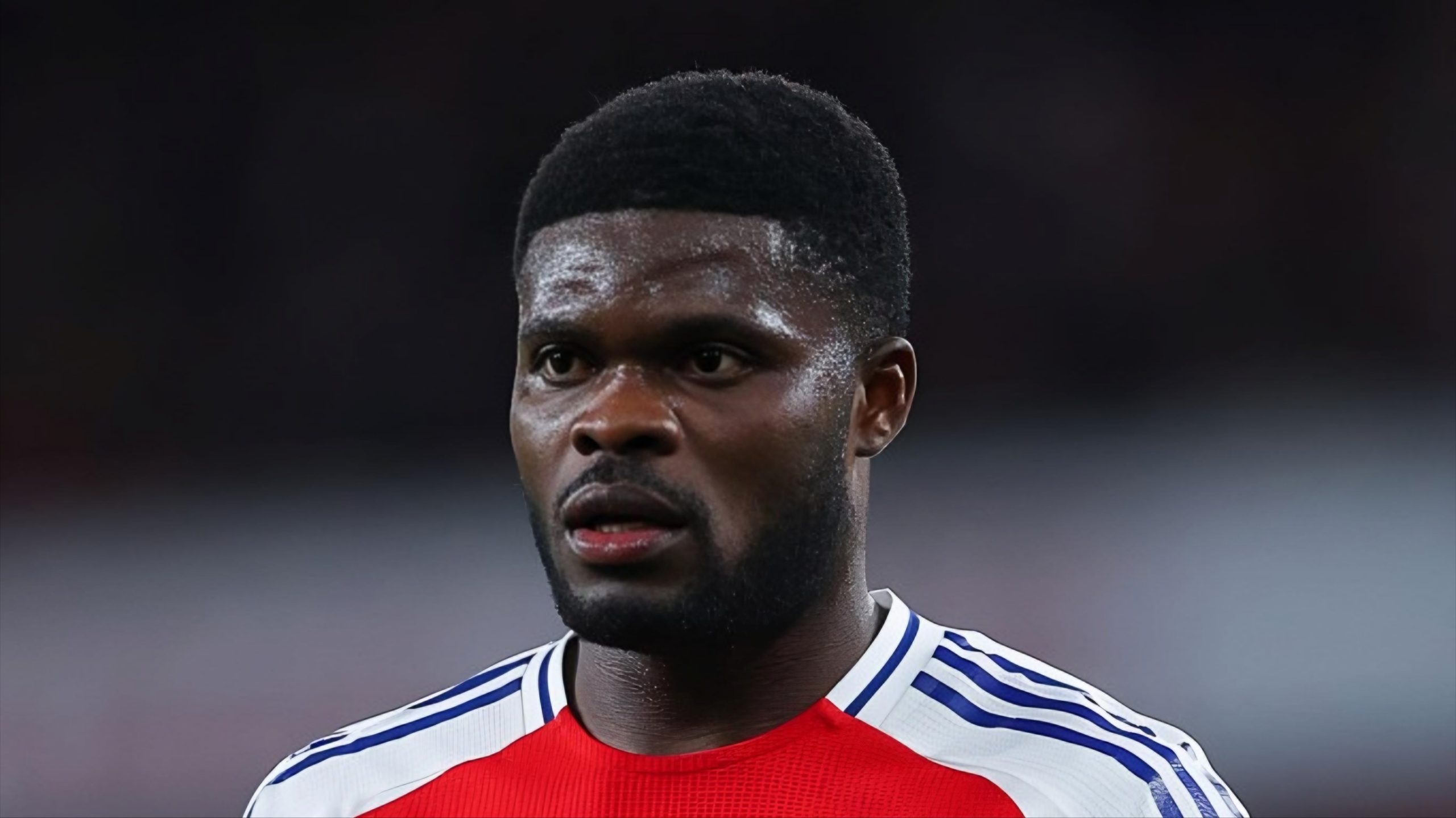 മുൻ ആഴ്‌സണൽ താരം തോമസ് പാർട്ടിക്ക് എതിരെ ബലാത്സംഗം, ലൈംഗികാതിക്രമം എന്നീ കുറ്റങ്ങൾ ചുമത്തി