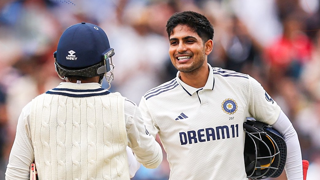 ഗിൽ ബ്രാഡ്മാനെ പോലെയാണ് ബാറ്റ് ചെയ്തത് എന്ന് രവി ശാസ്ത്രി