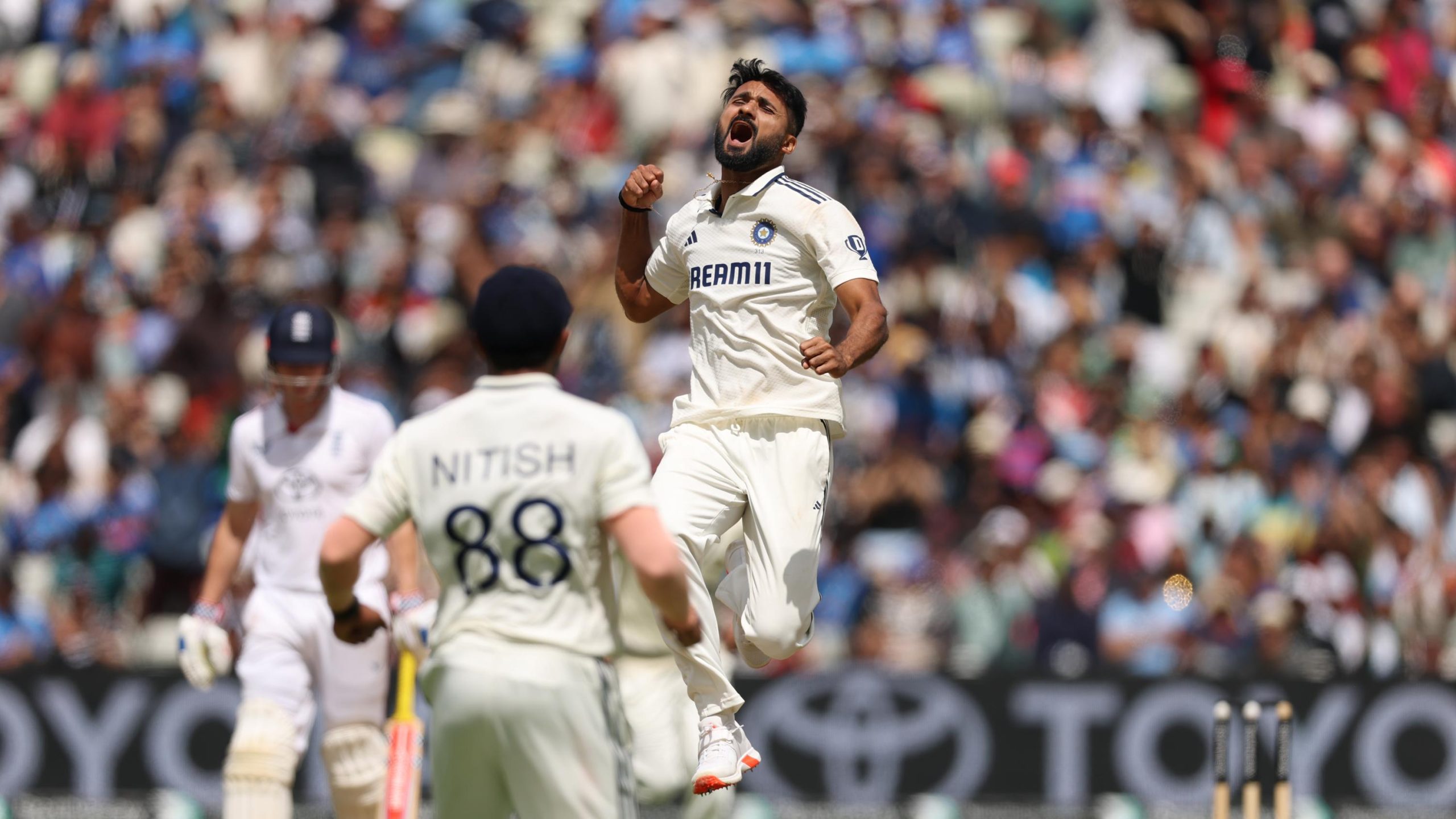 ഇംഗ്ലണ്ടിന് 6 വിക്കറ്റ് നഷ്ടം, ഇന്ത്യക്ക് ജയത്തിലേക്ക് ഇനി 4 വിക്കറ്റ് കൂടെ