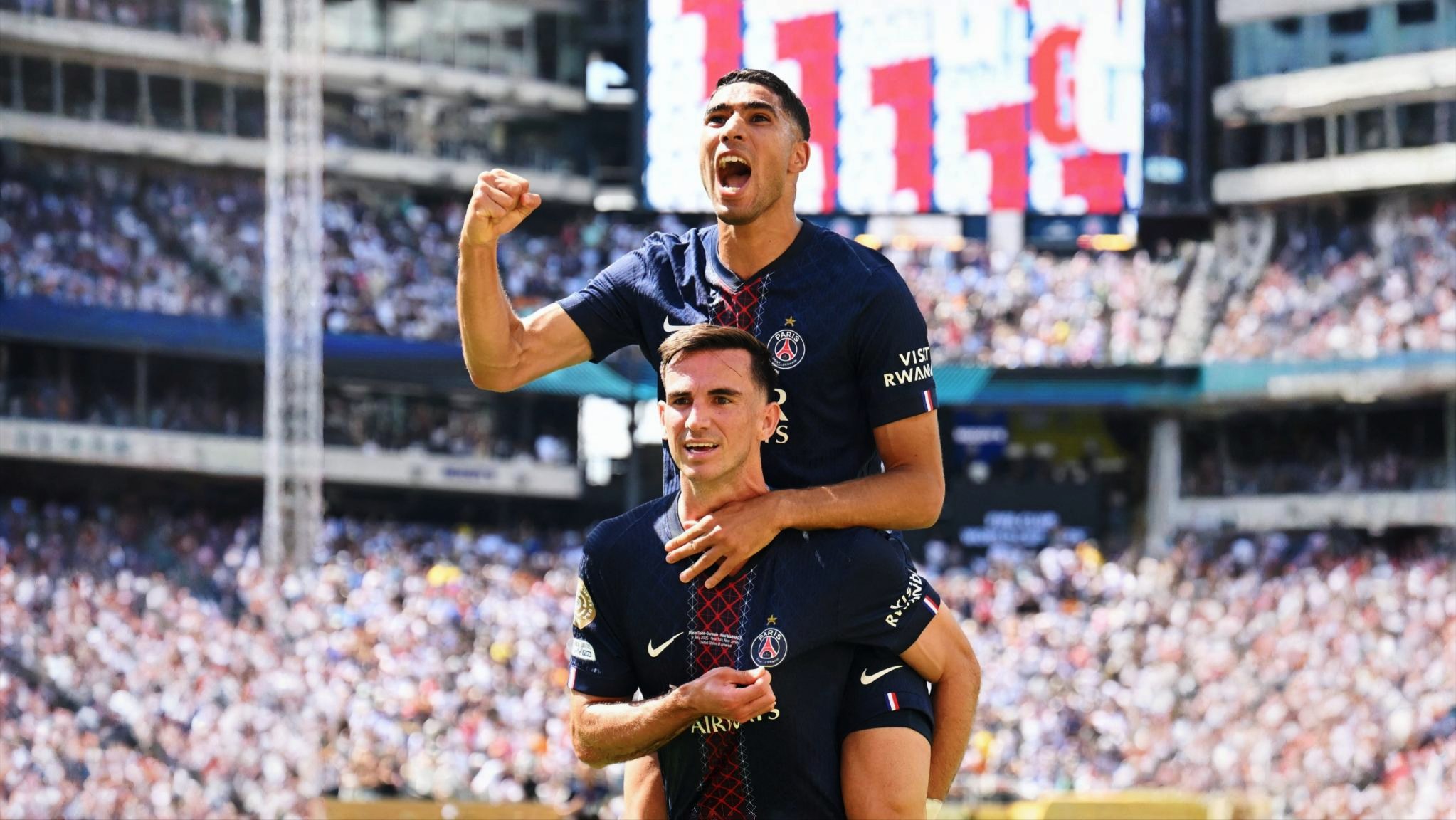 റയൽ മാഡ്രിഡിന്റെ വല നിറഞ്ഞു! പി എസ് ജി ക്ലബ് ലോകകപ്പ് ഫൈനലിൽ