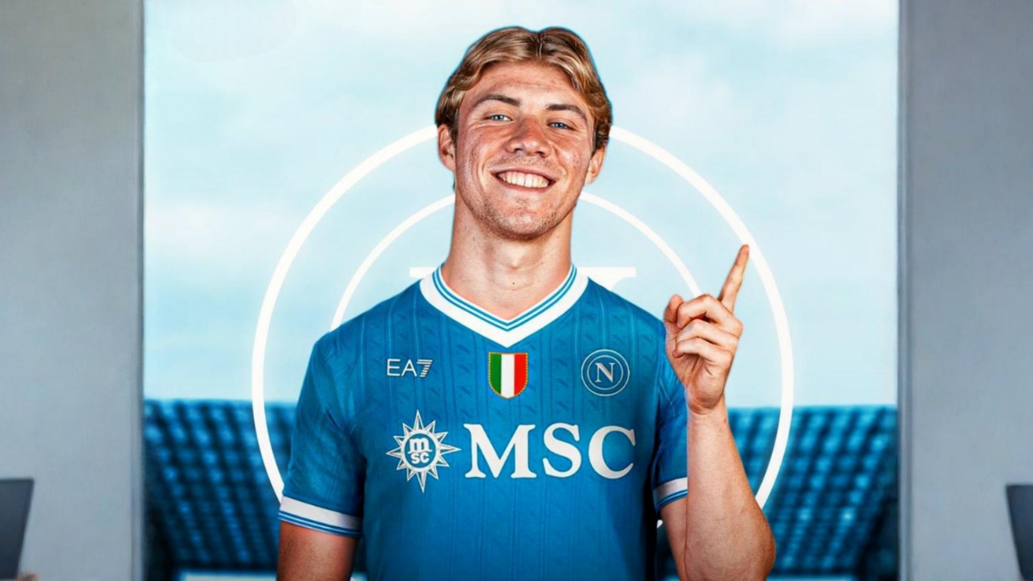 റസ്മസ് ഹോയ്ലൻഡ് അവസാനം നാപ്പോളിയിലേക്ക്, കരാർ ധാരണയായി