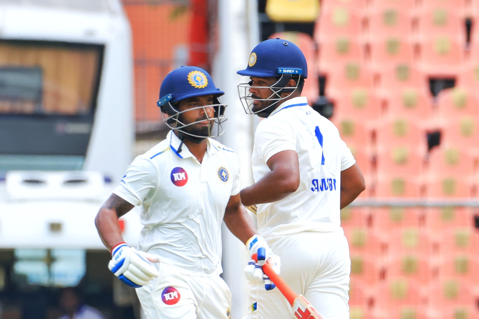 Picsart 25 10 17 12 43 20 277