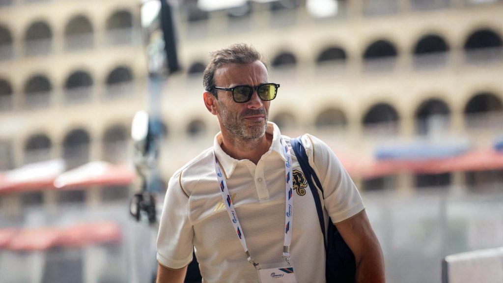 Picsart 25 11 10 21 40 44 917