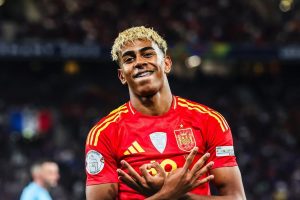 Picsart 25 11 11 15 43 11 070