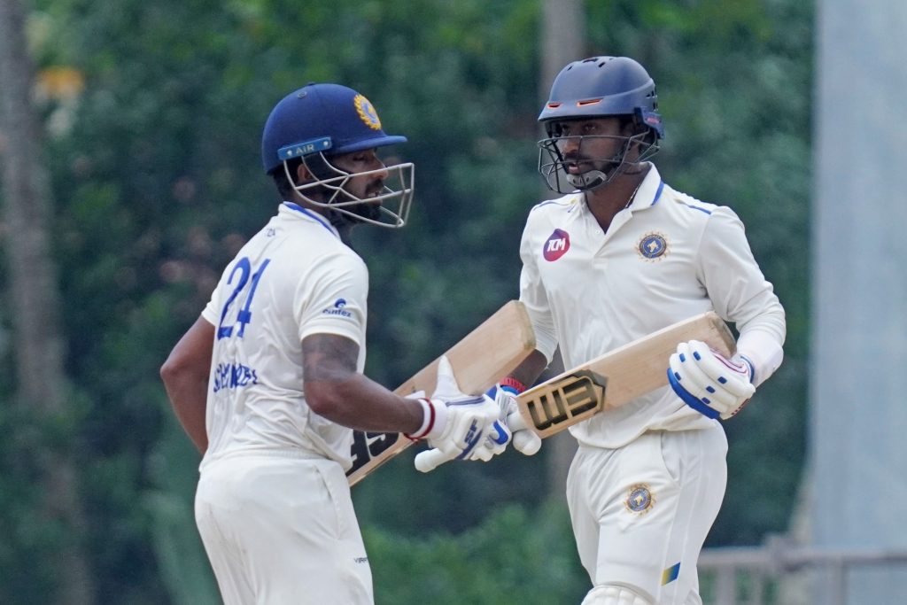 Picsart 25 11 19 19 12 02 340