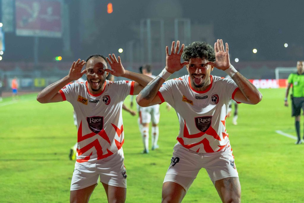 Picsart 25 11 30 22 46 43 640