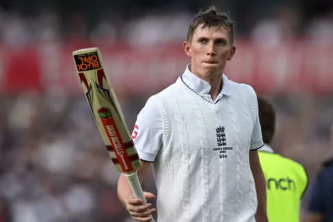 Zak Crawley സാക്ക് ക്രോളി