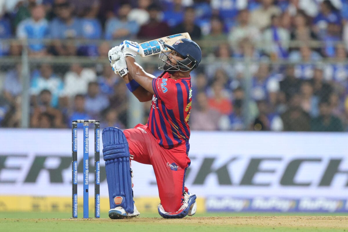 Nicholaspooran